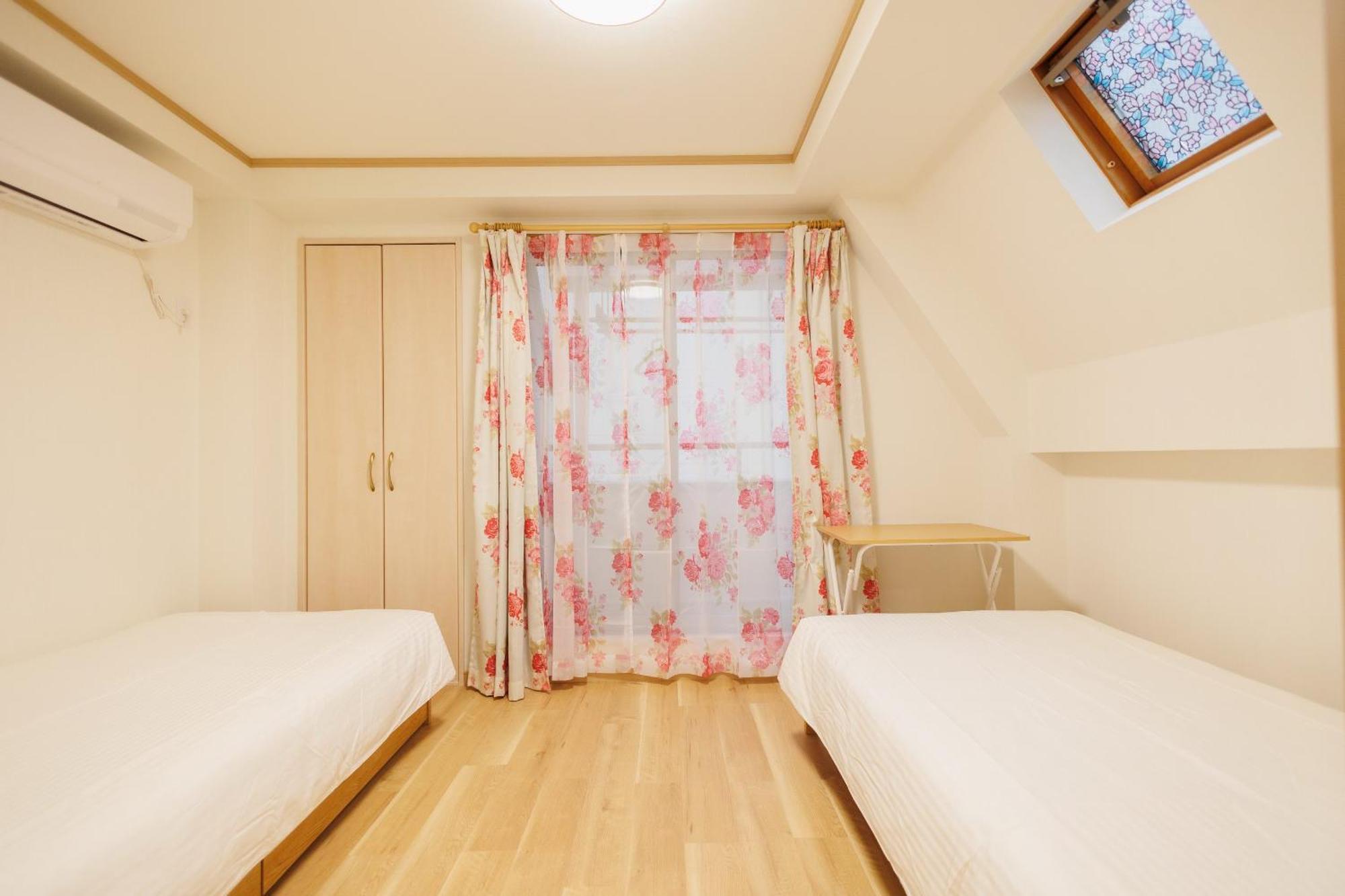 Hotaku Hotel Akihabara Prefektura Tokio Pokoj fotografie